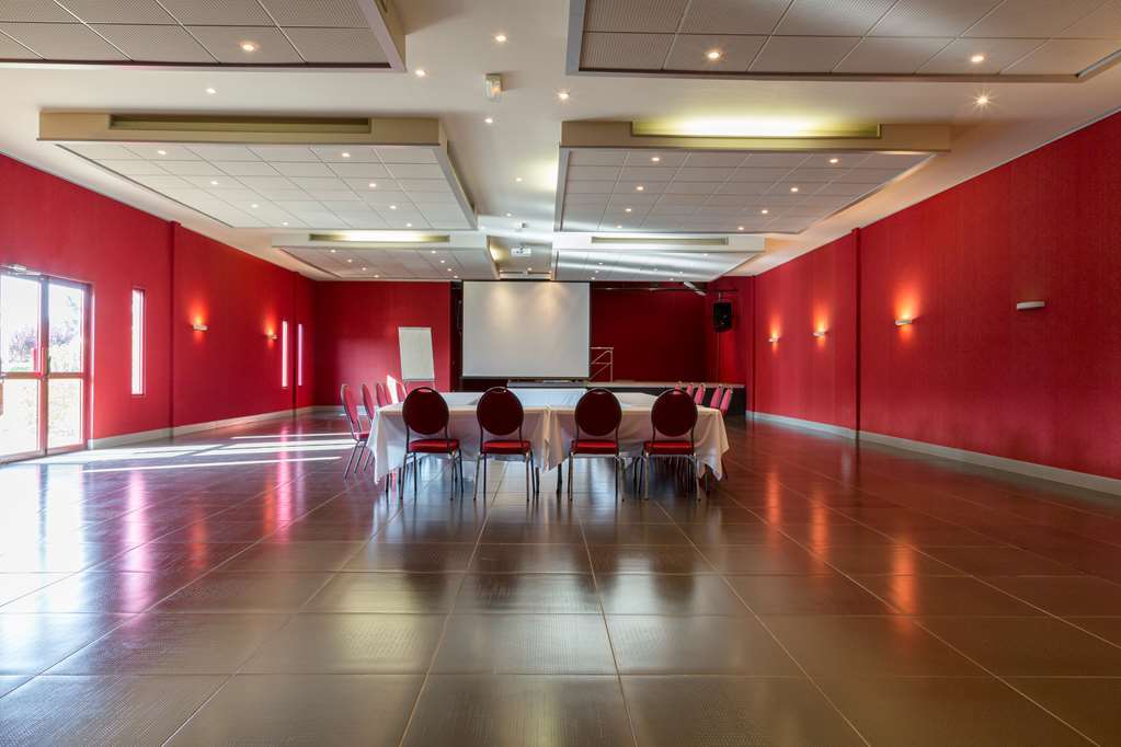 Hotel Confort Le Moulin Rouge Terrasson Ανέσεις φωτογραφία