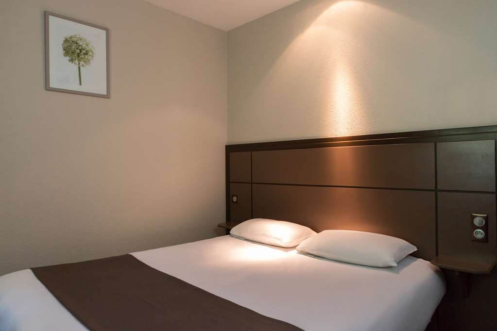 Hotel Confort Le Moulin Rouge Terrasson Δωμάτιο φωτογραφία